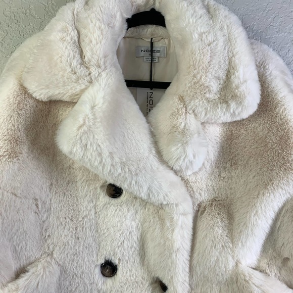 NOIZE‎ Loretta Faux Fur Cropped Double Breasted Plush Vegan Coat - NWT NFR - Picture 4 of 16